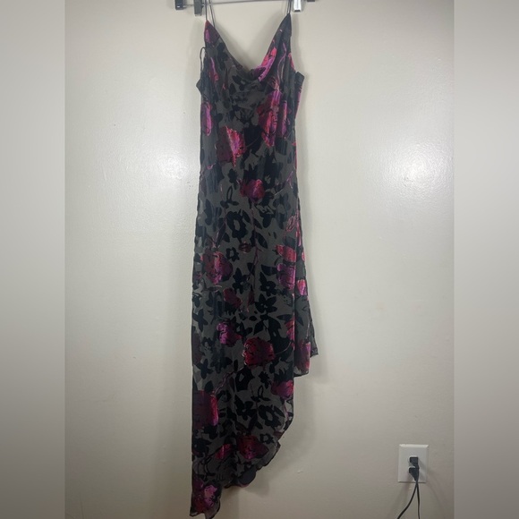 Aidan Mattox Asymmetrical Black and Pink Gown for Weddings - Picture 7 of 9